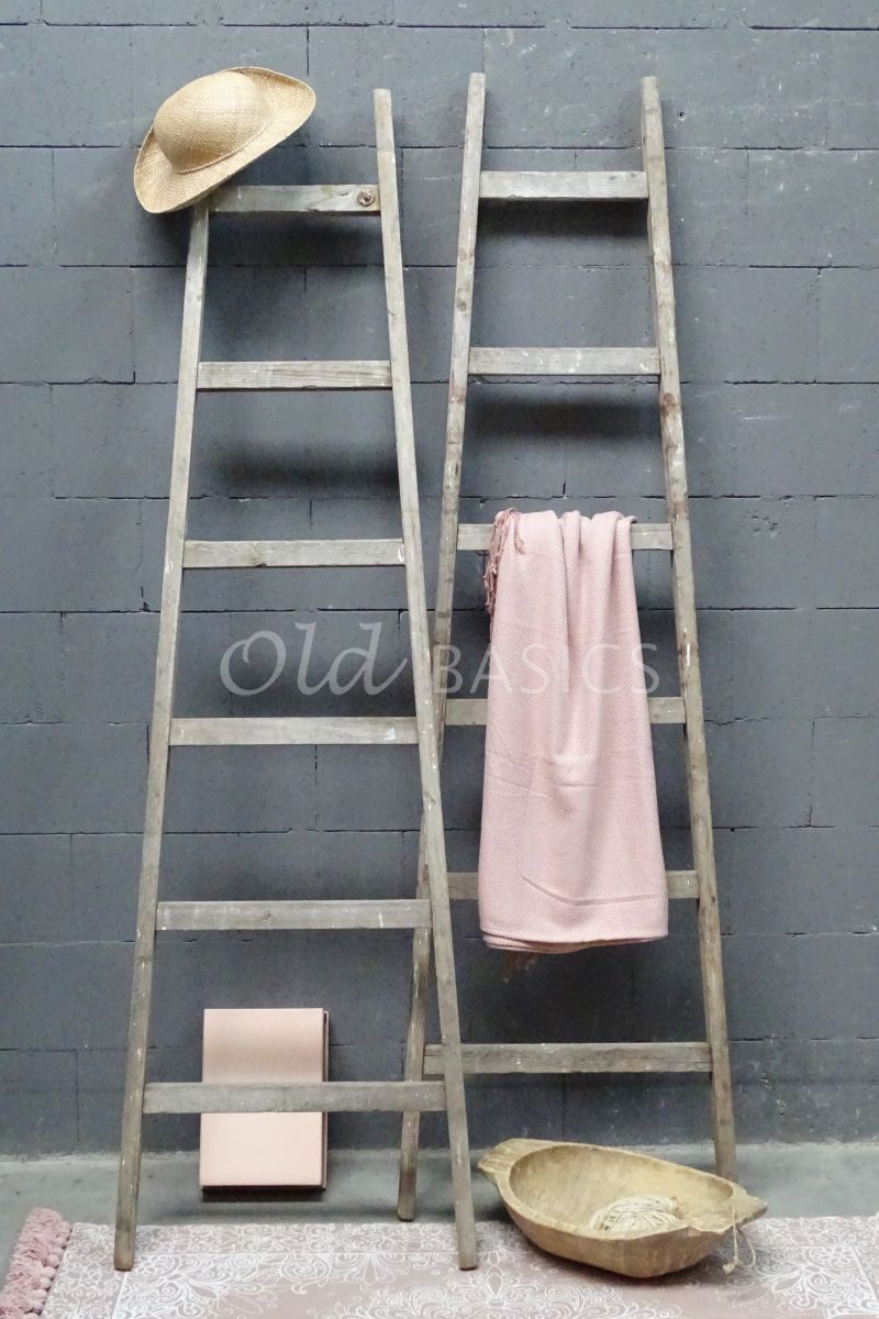 Detail van Houten ladder, naturel, materiaal hout
